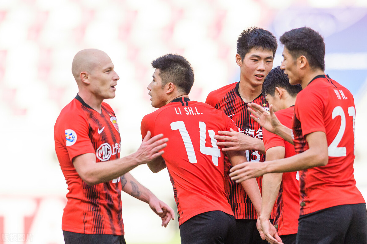 包含里程碑夜西汉姆遗憾出局，亚冠加时末段刷纪录，信心回归，资深球员宣示担当的词条-开云登录